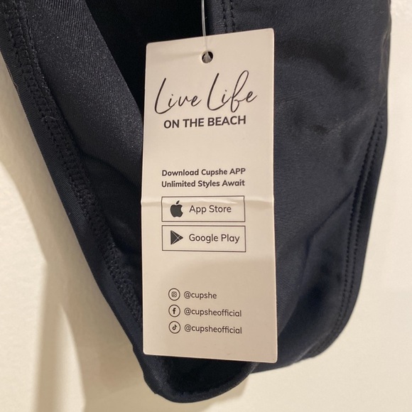 NWT Cupshe Black Bikini Bottom. Size S - Picture 3 of 4